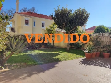 Moradia T3 para Venda em Oeiras e São Julião da Barra, Paço de Arcos e Caxias