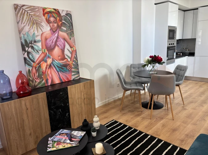 Apartamento T3 para Venda em Benfica Foto 1