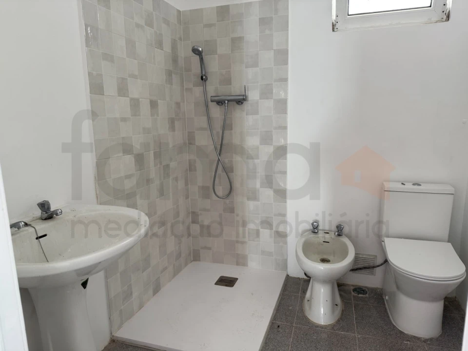 Moradia T3 para Venda em Azeitão (São Lourenço e São Simão) Foto 34