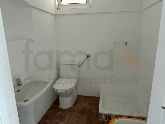 Moradia T3 para Venda em Azeitão (São Lourenço e São Simão) Foto 18