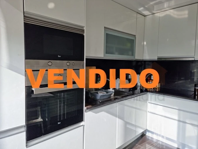 Apartamento T3 para Venda em Ramalde