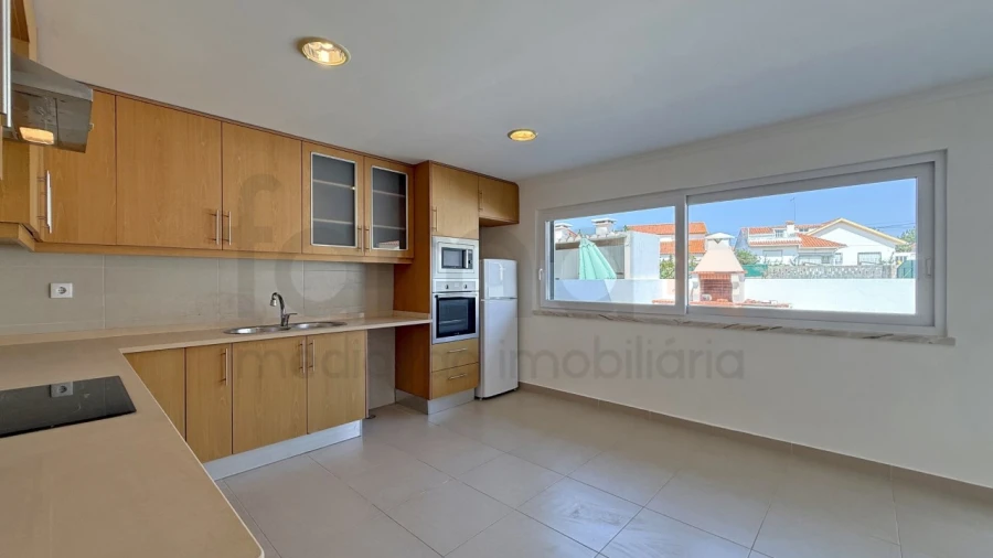 Moradia T3 para Arrendamento em Silveira Foto 9