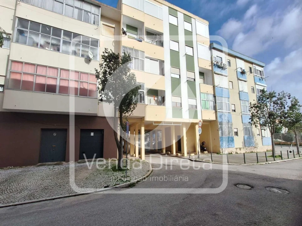 Apartamento T3 para Venda em Alto do Seixalinho, Santo André e Verderena Foto 2