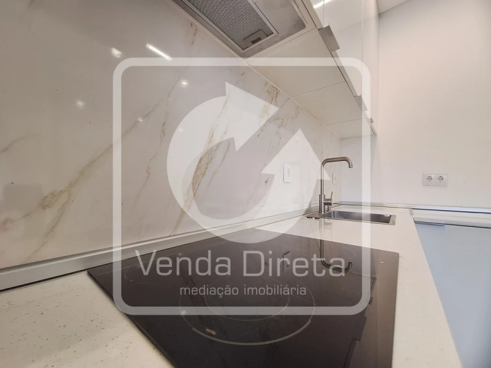 Apartamento T4 para Venda em Alto do Seixalinho, Santo André e Verderena Foto 3