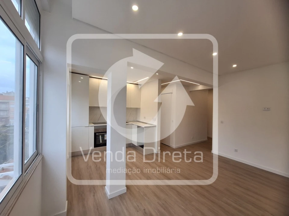 Apartamento T4 para Venda em Alto do Seixalinho, Santo André e Verderena Foto 11