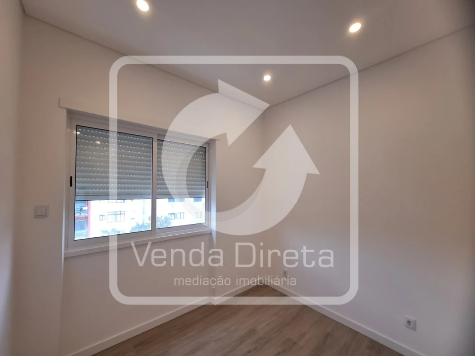 Apartamento T4 para Venda em Alto do Seixalinho, Santo André e Verderena Foto 17