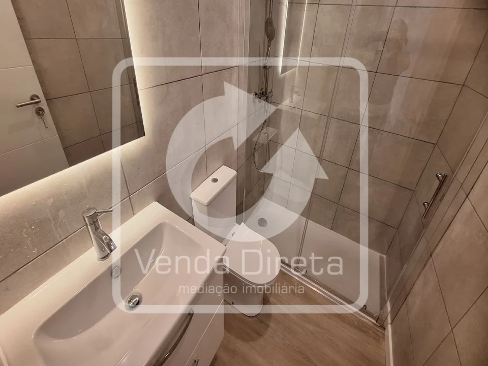 Apartamento T4 para Venda em Alto do Seixalinho, Santo André e Verderena Foto 22