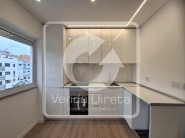 Apartamento T4 para Venda em Alto do Seixalinho, Santo André e Verderena