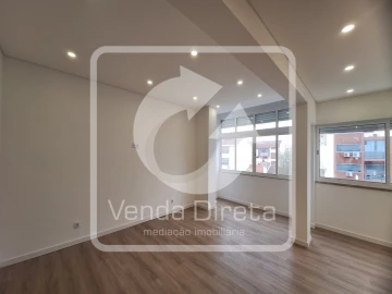 Apartamento T4 para Venda em Alto do Seixalinho, Santo André e Verderena