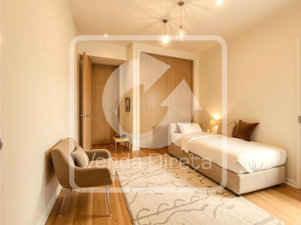 Apartamento T4 para Venda em Alcochete Foto 12