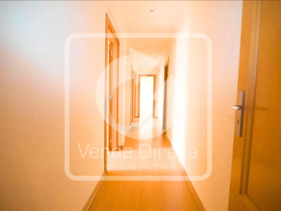 Apartamento T4 para Venda em Alcochete Foto 20