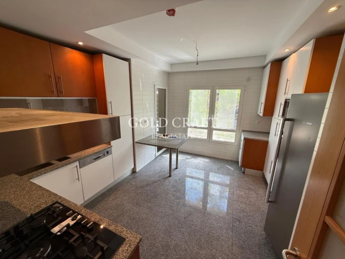 Apartamento T4 para Venda em São Domingos de Benfica Foto 8