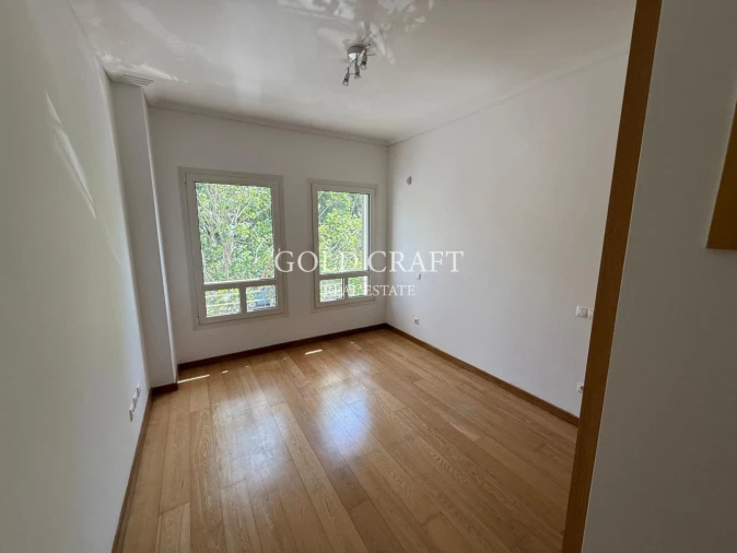 Apartamento T4 para Venda em São Domingos de Benfica Foto 15