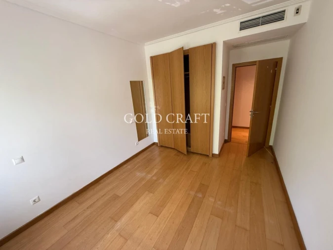 Apartamento T4 para Venda em São Domingos de Benfica Foto 17