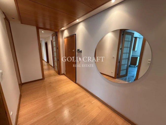 Apartamento T4 para Venda em São Domingos de Benfica Foto 1