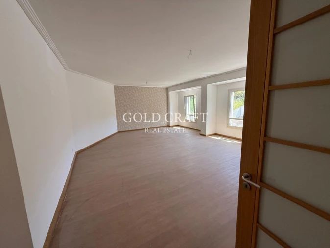 Apartamento T4 para Venda em São Domingos de Benfica Foto 7