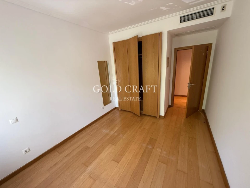 Apartamento T4 para Venda em São Domingos de Benfica Foto 17