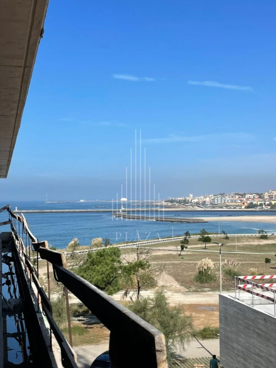 Apartamento T2 para Venda em Canidelo Foto 10