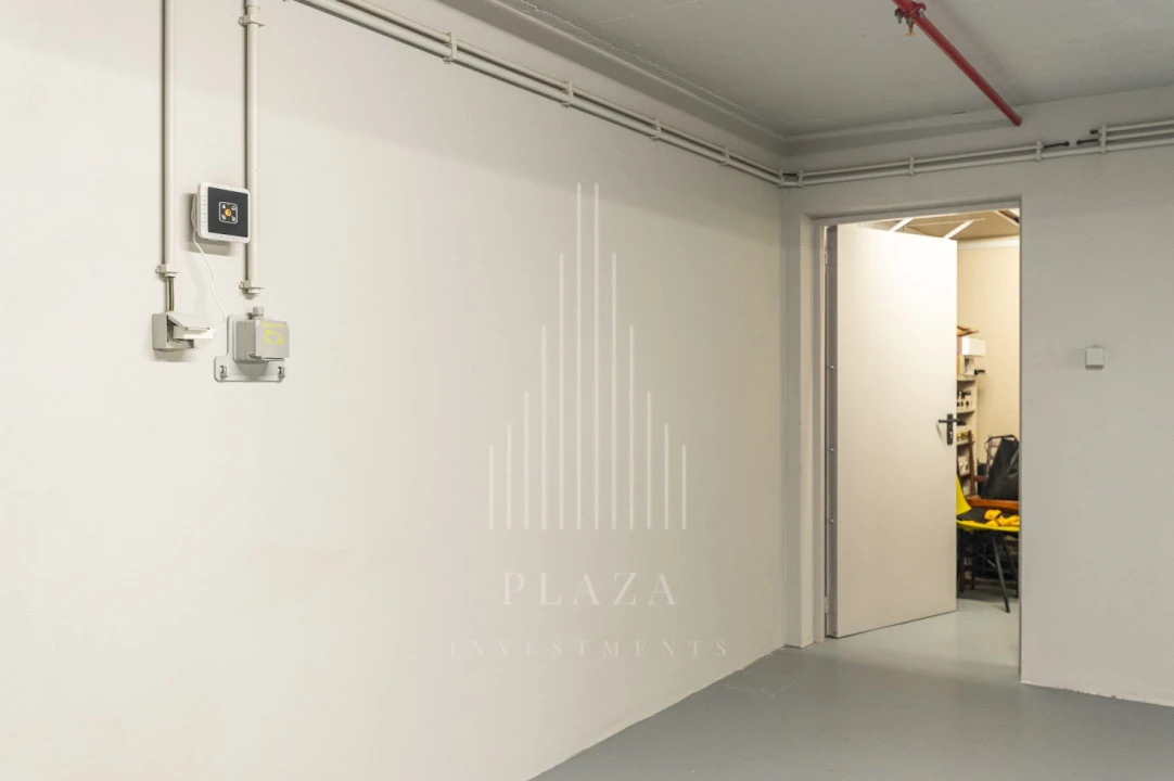 Apartamento T4 para Venda em Lordelo do Ouro e Massarelos Foto 37