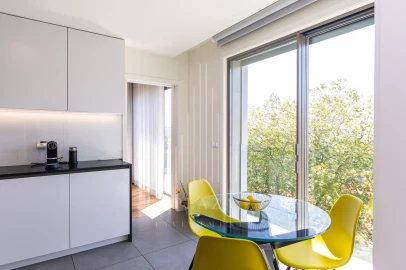 Apartamento T4 para Venda em Lordelo do Ouro e Massarelos