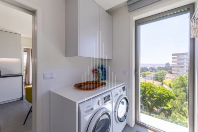 Apartamento T4 para Venda em Lordelo do Ouro e Massarelos
