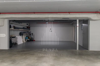 Apartamento T4 para Venda em Lordelo do Ouro e Massarelos