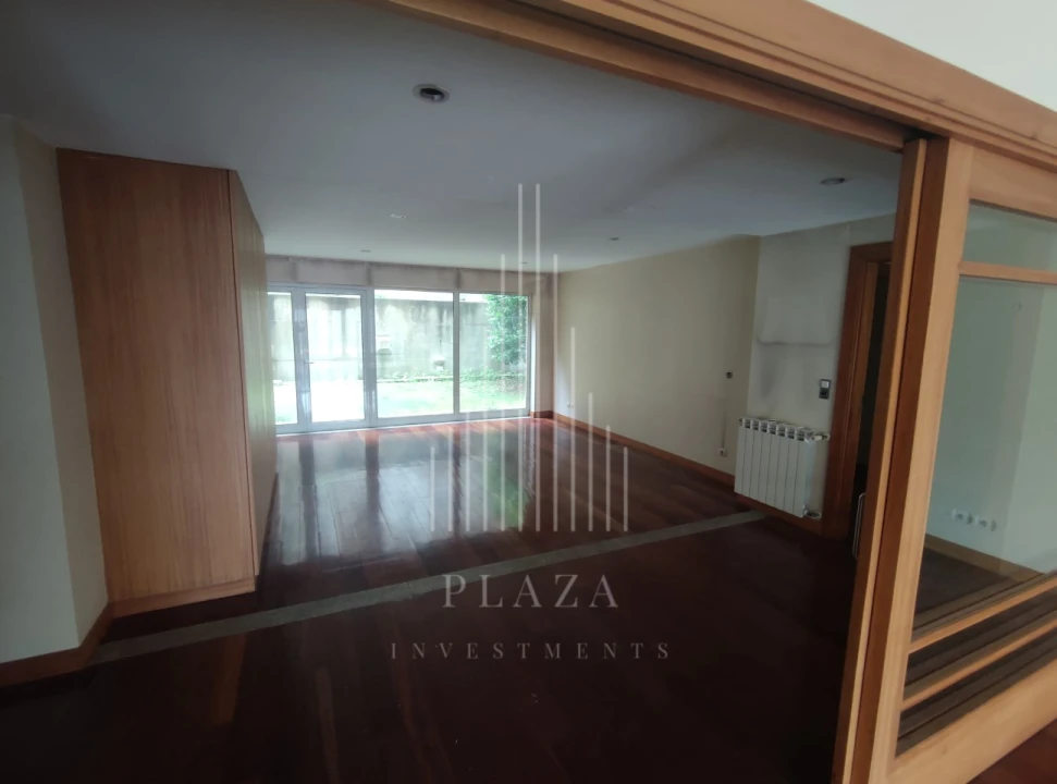 Apartamento T2 para Venda em Lordelo do Ouro e Massarelos Foto 6