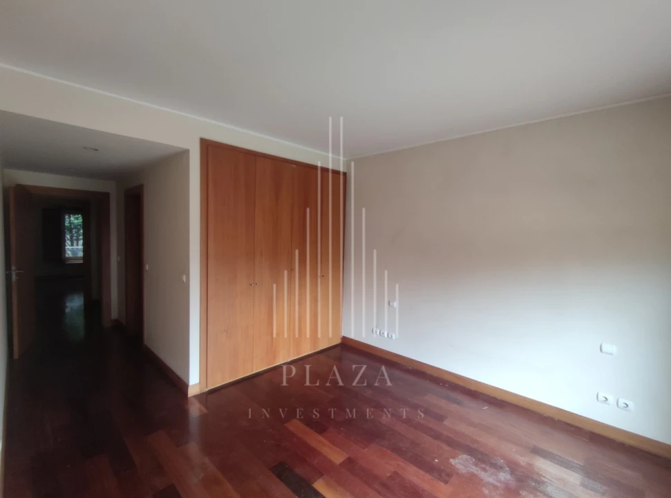 Apartamento T2 para Venda em Lordelo do Ouro e Massarelos Foto 20