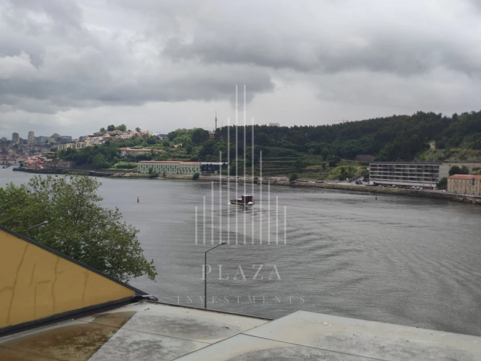 Apartamento T2 para Venda em Lordelo do Ouro e Massarelos Foto 24