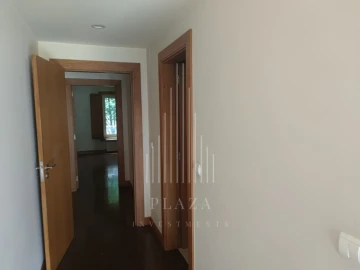 Apartamento T2 para Venda em Lordelo do Ouro e Massarelos