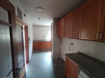 Apartamento T2 para Venda em Lordelo do Ouro e Massarelos