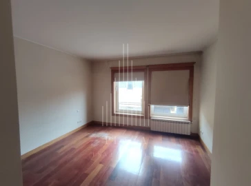 Apartamento T2 para Venda em Lordelo do Ouro e Massarelos