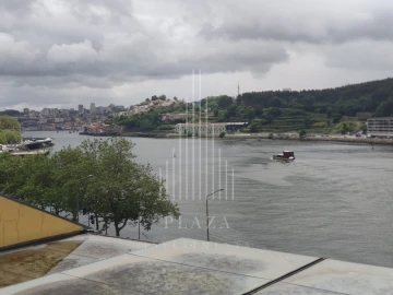 Apartamento T2 para Venda em Lordelo do Ouro e Massarelos