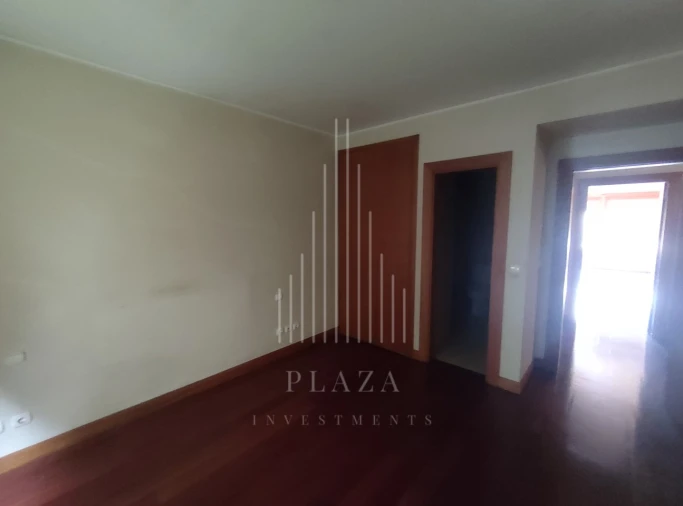 Apartamento T2 para Venda em Lordelo do Ouro e Massarelos Foto 18