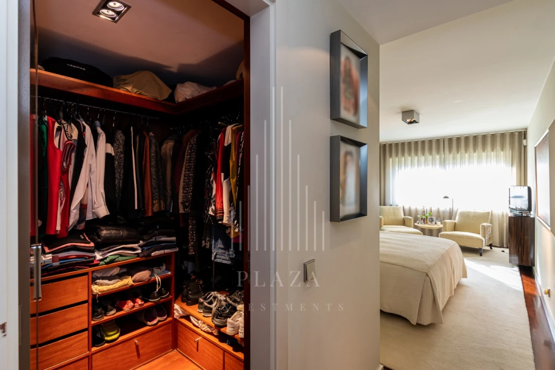 Apartamento T4 para Venda em Aldoar, Foz do Douro e Nevogilde Foto 13
