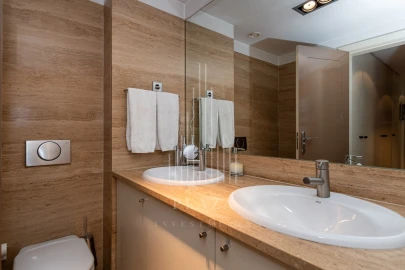 Apartamento T4 para Venda em Aldoar, Foz do Douro e Nevogilde