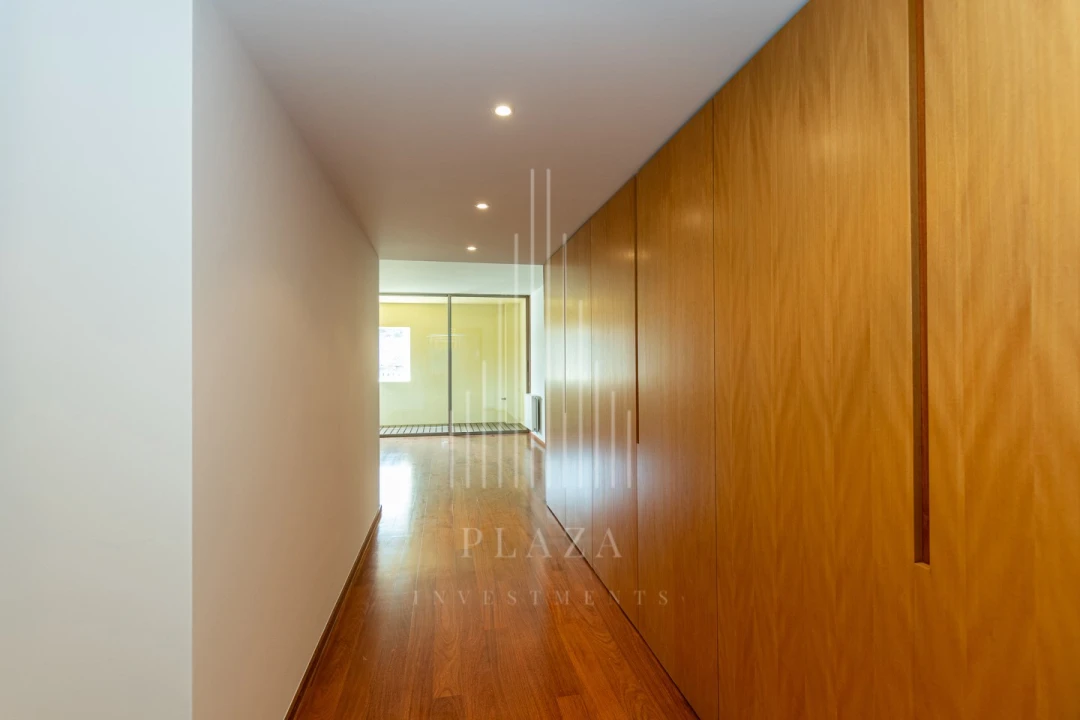Apartamento T3 para Venda em Lordelo do Ouro e Massarelos Foto 21