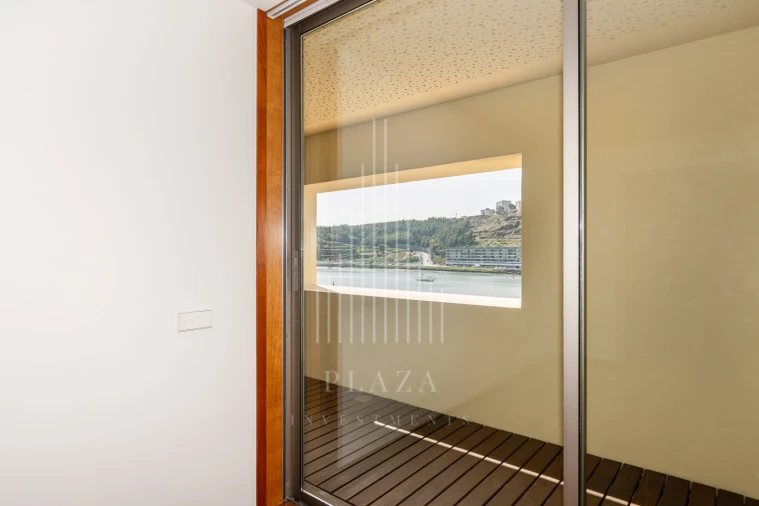 Apartamento T3 para Venda em Lordelo do Ouro e Massarelos Foto 24
