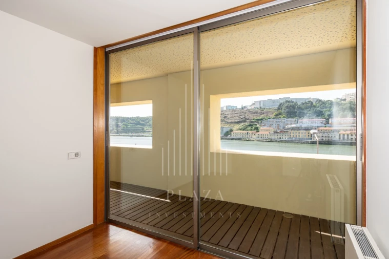 Apartamento T3 para Venda em Lordelo do Ouro e Massarelos Foto 28