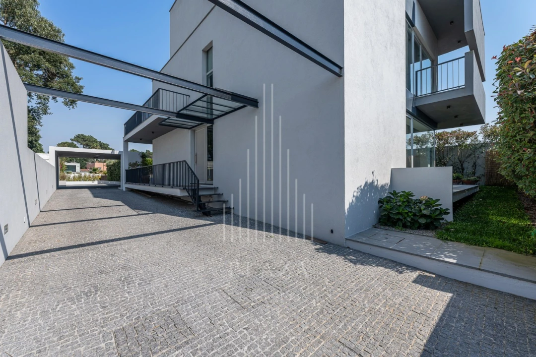 Moradia T4 para Venda em Gulpilhares e Valadares Foto 6