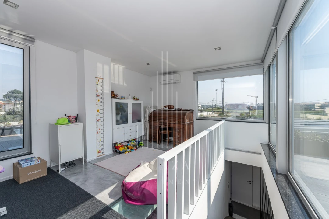 Moradia T4 para Venda em Gulpilhares e Valadares Foto 18