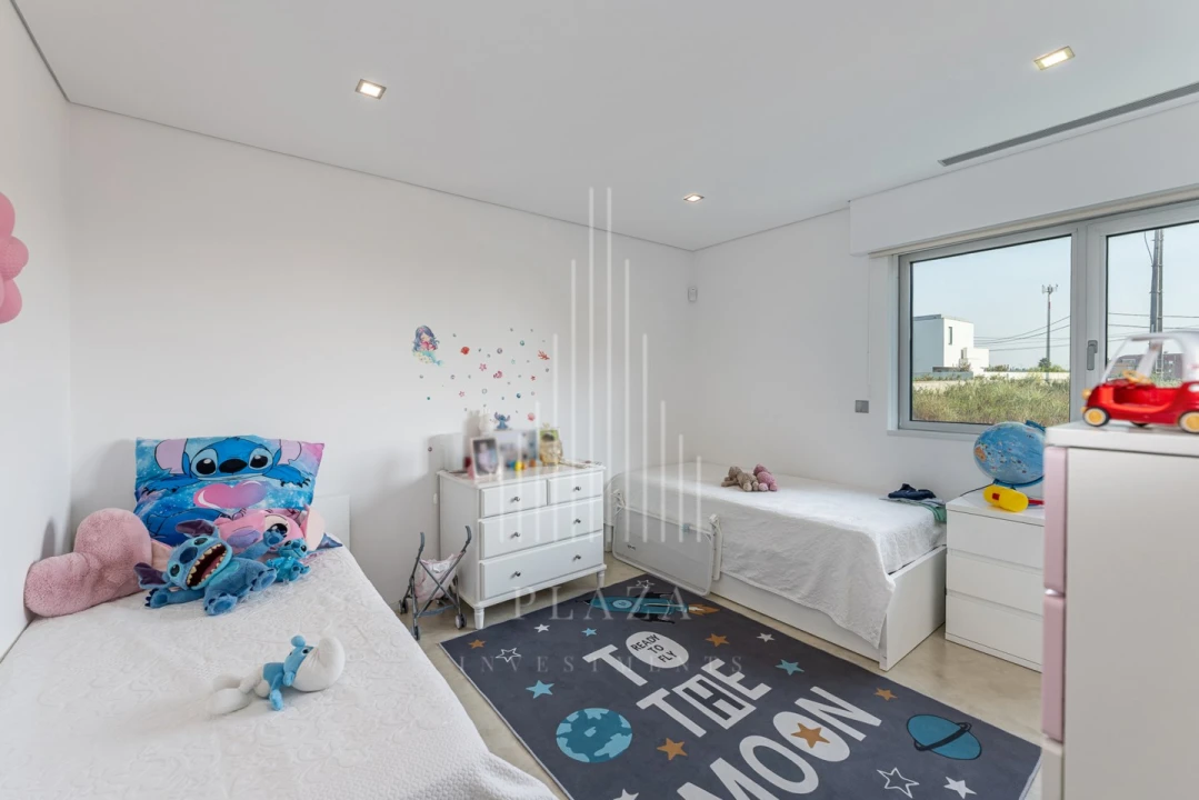 Moradia T4 para Venda em Gulpilhares e Valadares Foto 29