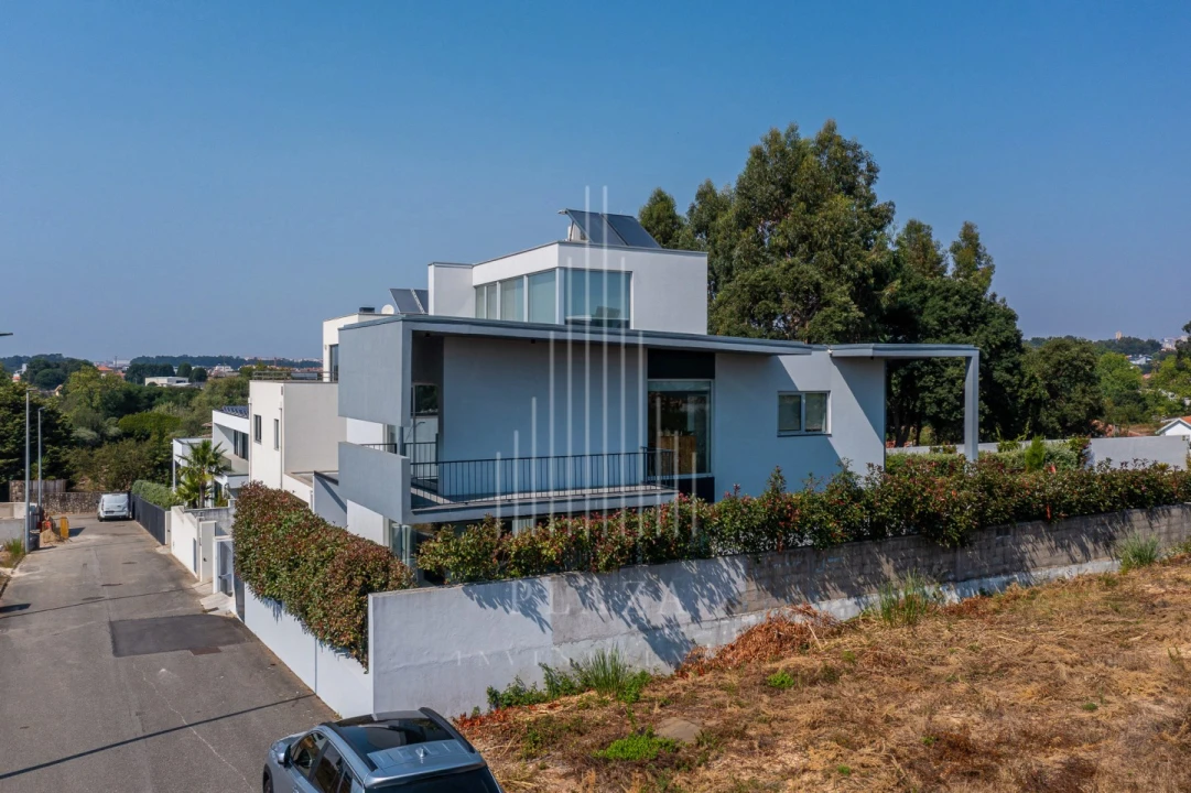 Moradia T4 para Venda em Gulpilhares e Valadares Foto 51