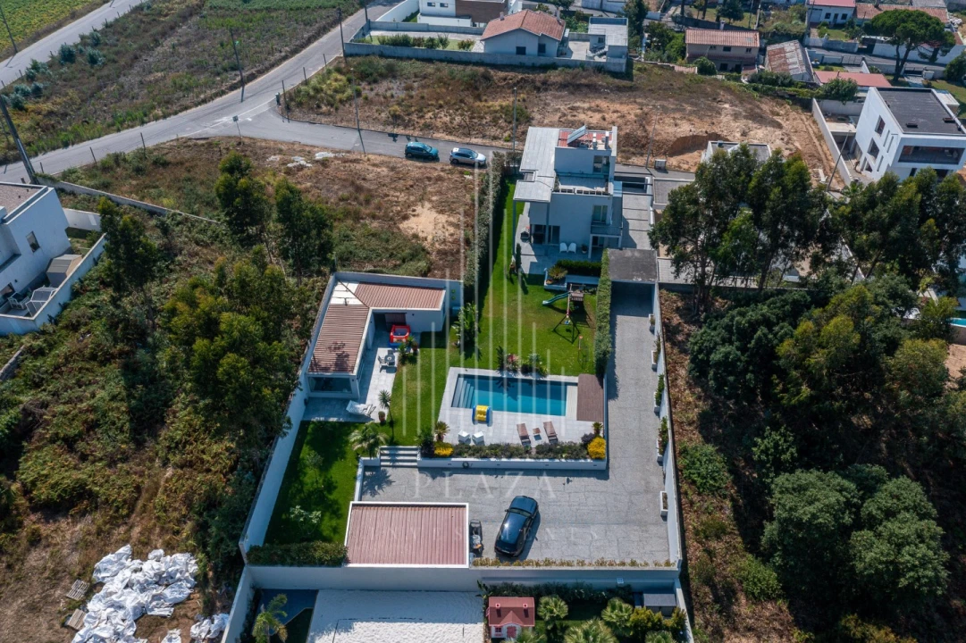 Moradia T4 para Venda em Gulpilhares e Valadares Foto 66