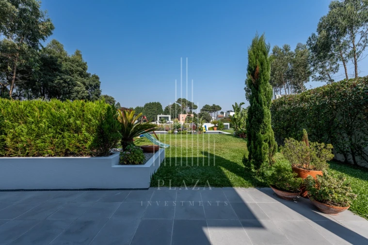 Moradia T4 para Venda em Gulpilhares e Valadares Foto 8