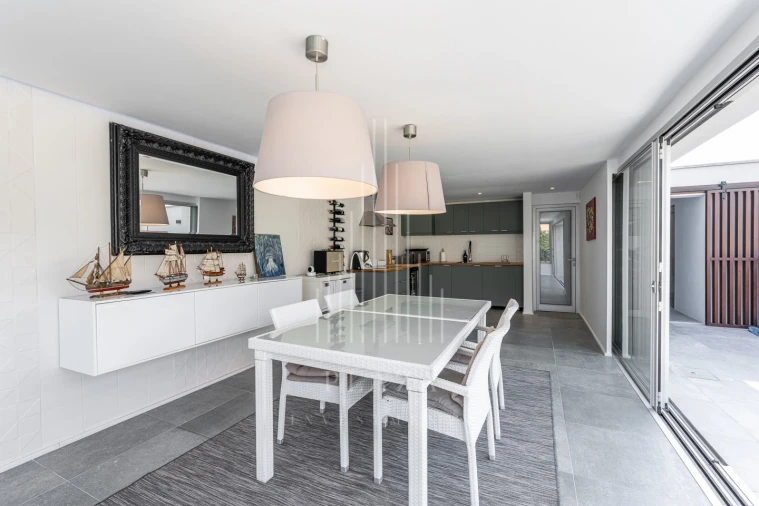 Moradia T4 para Venda em Gulpilhares e Valadares Foto 13