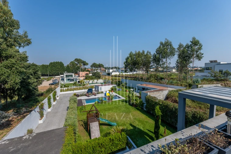 Moradia T4 para Venda em Gulpilhares e Valadares Foto 10