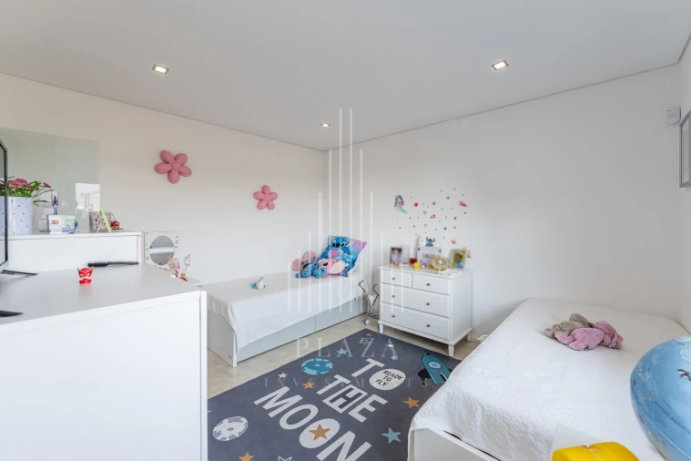 Moradia T4 para Venda em Gulpilhares e Valadares Foto 27