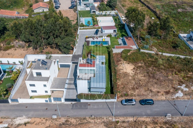 Moradia T4 para Venda em Gulpilhares e Valadares Foto 62