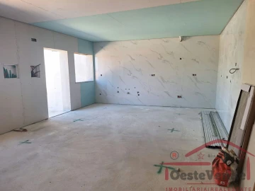 Moradia T2 para Venda em Lamas e Cercal